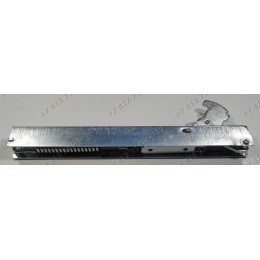 Петля духовки Beko CM68200