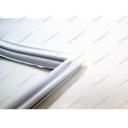 Резина морозильной камеры холодильника Indesit, Ariston C00525669