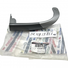 Ручка холодильника Beko CDK34300, CNK32000, CSK38000 и т.д. 481270 - 4323681001 верхняя